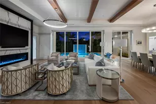 330 Broad Ave N, Naples, FL 34102 - Photo 5