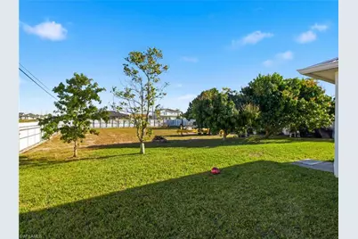 2833 NW 4th Ave, Cape Coral, FL 33993 - Photo 27