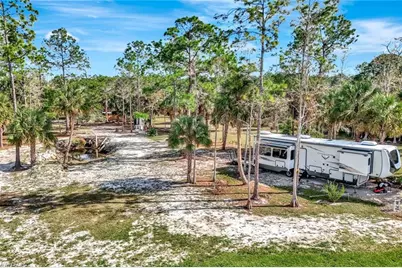 2546 4th St NW, Naples, FL 34120 - Photo 37