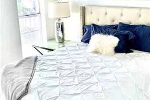 High Point Cir High Point Cir W, Naples, FL 34103 - Photo 5