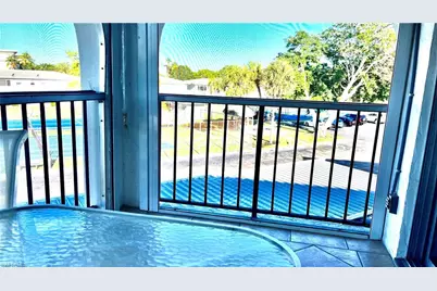 High Point Cir High Point Cir W #304, Naples, FL 34103 - Photo 9