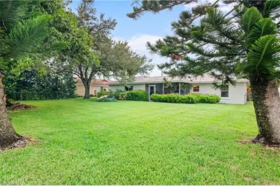 2230 SE 27th Ter, Cape Coral, FL 33904 - Photo 21