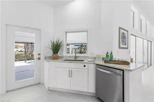 4618 Ashton Ct, Naples, FL 34112 - Photo 13