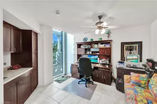 285 Grande Way, Naples, FL 34110 - Photo 29