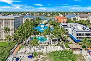 285 Grande Way, Naples, FL 34110 - Photo 47