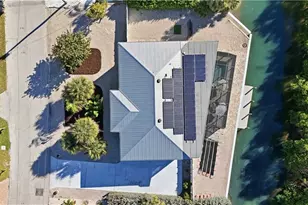 48 Fairview Blvd, Fort Myers Beach, FL 33931 - Photo 3