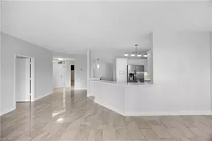 85 Silver Oaks Cir SW, Naples, FL 34119 - Photo 7