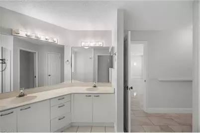 85 Silver Oaks Cir SW #6-102, Naples, FL 34119 - Photo 13