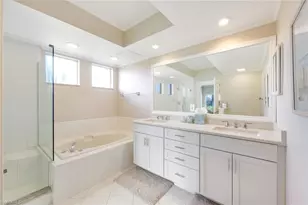 797 Willowbrook Dr, Naples, FL 34108 - Photo 13