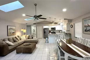 630 103rd Ave N, Naples, FL 34108 - Photo 9