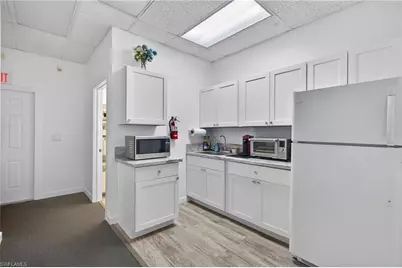 16048 San Carlos Blvd, Fort Myers, FL 33908 - Photo 17