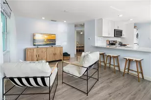 807 106th Ave N, Naples, FL 34108 - Photo 3