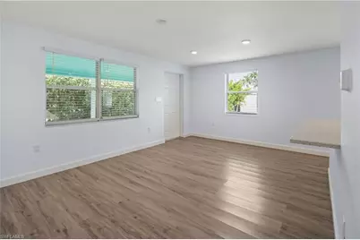 807 106th Ave N, Naples, FL 34108 - Photo 19