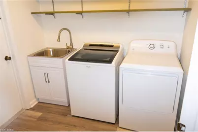 5654 Eichen Cir W, Fort Myers, FL 33919 - Photo 41