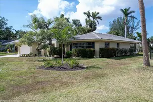 5654 Eichen Cir W, Fort Myers, FL 33919 - Photo 43
