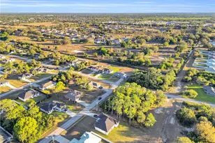 464 Redwing St, Lehigh Acres, FL 33974 - Photo 31