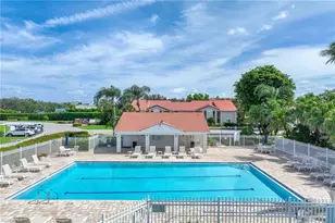 7784 Emerald Cir, Naples, FL 34109 - Photo 27