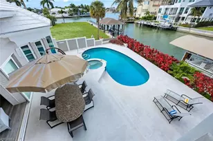 375 Germain Ave, Naples, FL 34108 - Photo 27