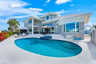 375 Germain Ave, Naples, FL 34108 - Photo 31