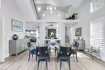 375 Germain Ave, Naples, FL 34108 - Photo 9