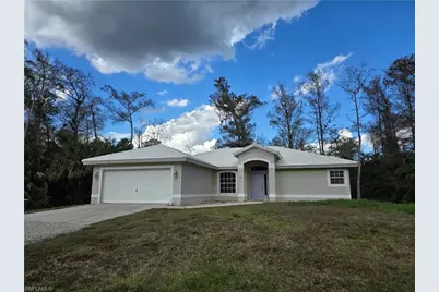 481 10th Ave NW, Naples, FL 34120 - Photo 1