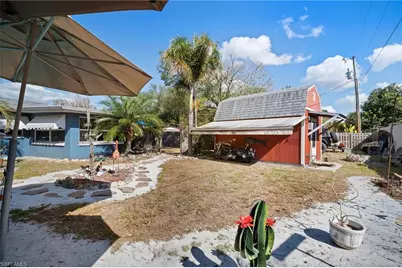 2114 E Gardenia Cir, North Fort Myers, FL 33917 - Photo 39