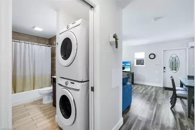 3561 Thomasson Dr, Naples, FL 34112 - Photo 17