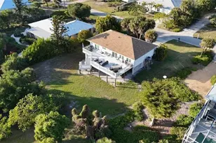 474 Lake Murex Cir, Sanibel, FL 33957 - Photo 3