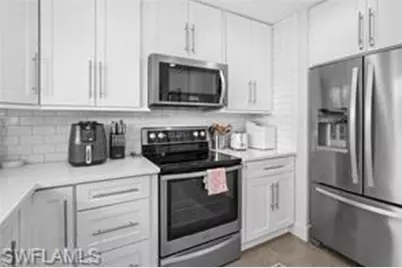 474 Lake Murex Cir, Sanibel, FL 33957 - Photo 11