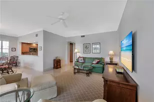 848 Regency Reserve Ct, Naples, FL 34119 - Photo 7