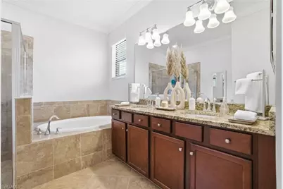 9216 Woodhurst Dr, Naples, FL 34120 - Photo 21