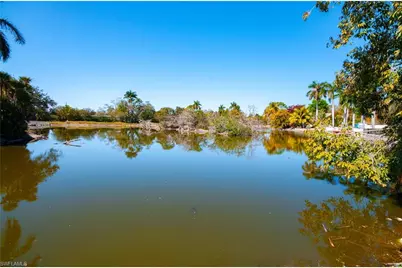 54 Liberty Ln, Naples, FL 34112 - Photo 29