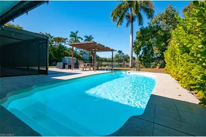 54 Liberty Ln, Naples, FL 34112 - Photo 25