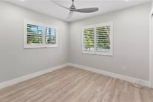 54 Liberty Ln, Naples, FL 34112 - Photo 15