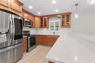 54 Liberty Ln, Naples, FL 34112 - Photo 11