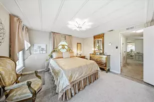 26257 Queen Mary Ln, Bonita Springs, FL 34135 - Photo 17