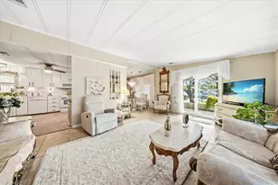 26257 Queen Mary Ln, Bonita Springs, FL 34135 - Photo 29