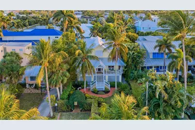 756 8th Ave S, Naples, FL 34102 - Photo 1