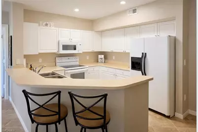 15625 Ocean Walk Cir #303, Fort Myers, FL 33908 - Photo 5