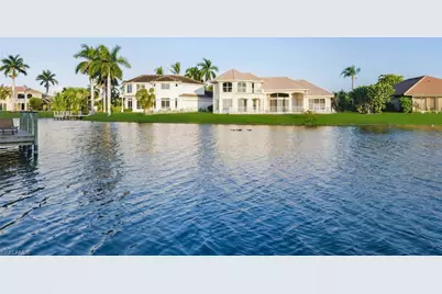 14610 Laguna Dr, Fort Myers, FL 33908 - Photo 19