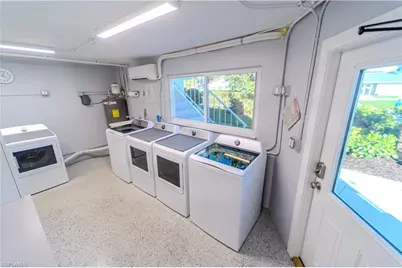 354 Harbour Dr #354, Naples, FL 34103 - Photo 21