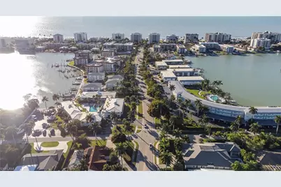 354 Harbour Dr #354, Naples, FL 34103 - Photo 15