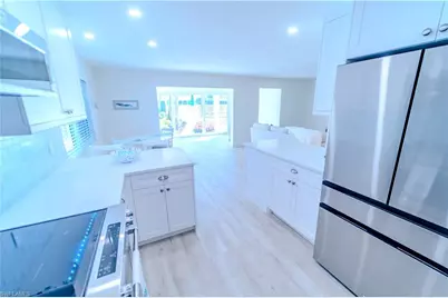 354 Harbour Dr #354, Naples, FL 34103 - Photo 7