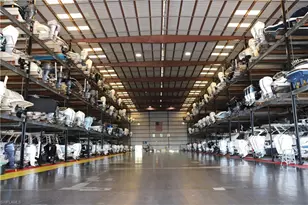 891 10th St S, Naples, FL 34102 - Photo 3