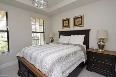 9842 Everglades Dr, Naples, FL 34120 - Photo 11