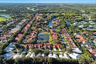 3605 Corinthian Way, Naples, FL 34105 - Photo 31