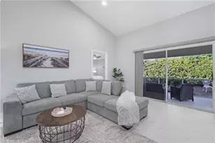 3605 Corinthian Way, Naples, FL 34105 - Photo 5