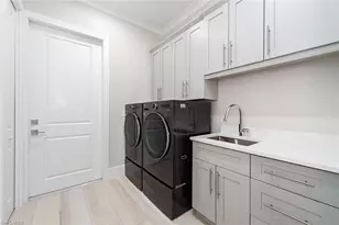 662 9th St SW, Naples, FL 34117 - Photo 29