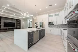 662 9th St SW, Naples, FL 34117 - Photo 7