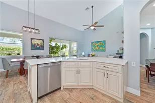 69 Burnt Pine Dr, Naples, FL 34119 - Photo 19